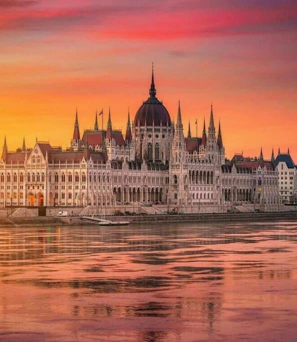 Parisian Soul In The Heart Of Budapeşte Dış mekan fotoğraf
