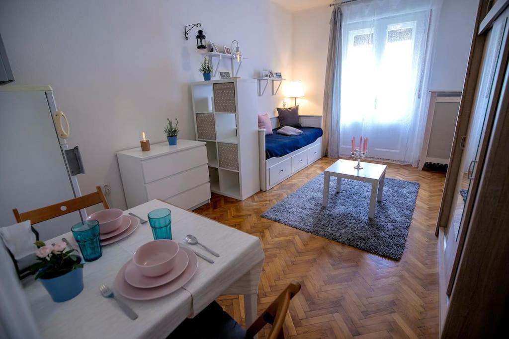 Parisian Soul In The Heart Of Budapeşte Dış mekan fotoğraf
